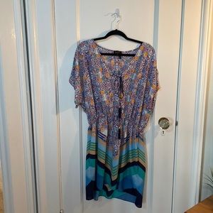 Multi-colored dress with shoulder slits… perfect for summer nights!